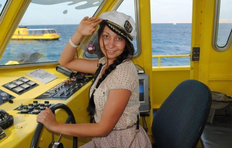 Sea Scope Glass-Bottom Boat