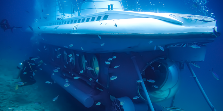 Submarine Tour